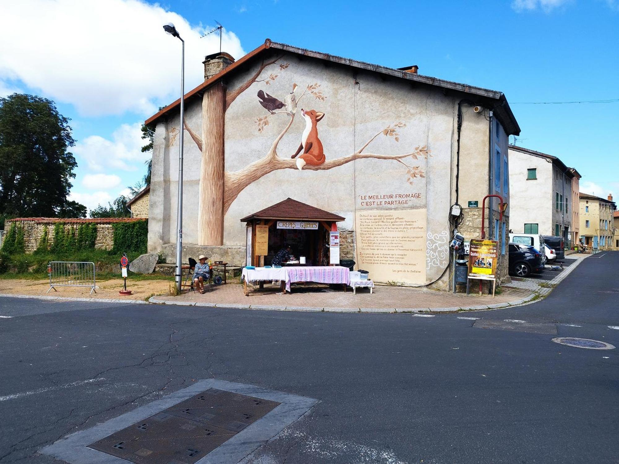 Jolie Maison De Bourg Tout Equipee 10Km D'Ambert Saint-Amant-Roche-Savine Quarto foto
